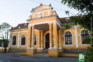 estação ferroviaria