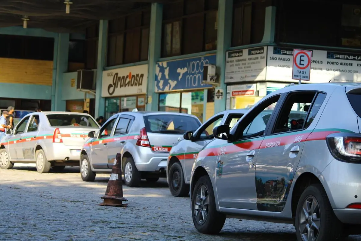 taxista ponto rodoviária