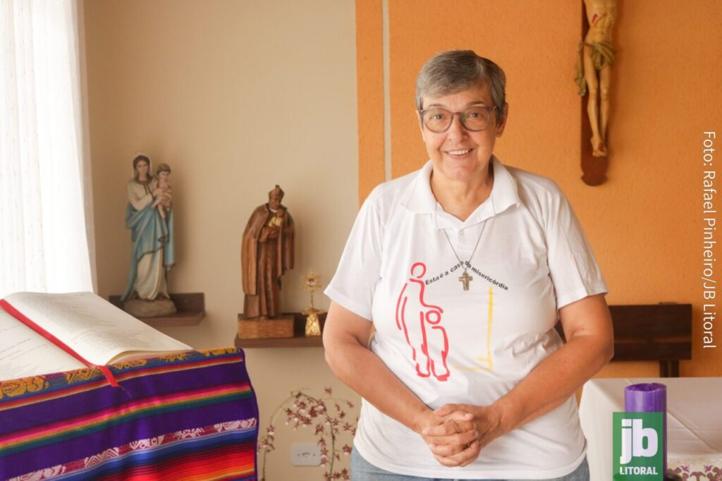Aos 66 anos, a Irmã Maria Gazia Leidi dirige o Instituto junto com outras três irmãs. Foto: Rafael Pinheiro/JB Litoral