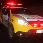 Funcionária de farmácia tem arma apontada para a cabeça em assalto