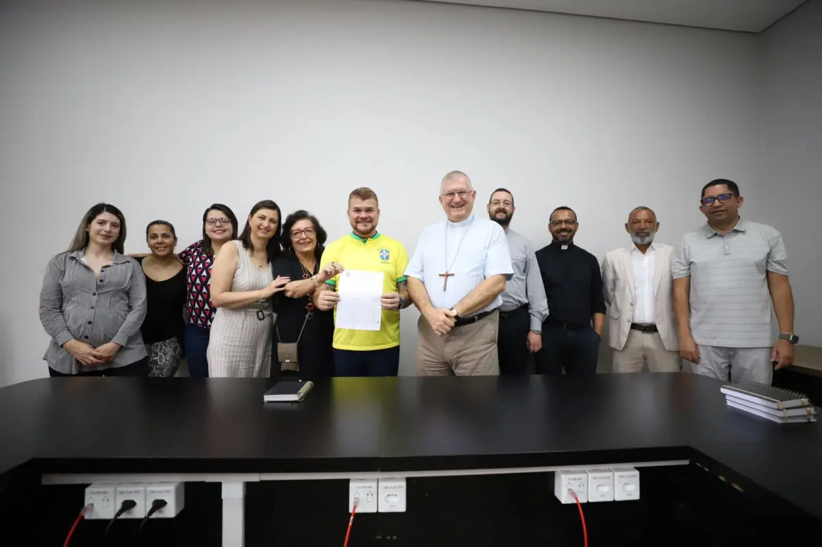Prefeitura doa imóvel para construção de Centro de Recuperação de Dependentes Químicos