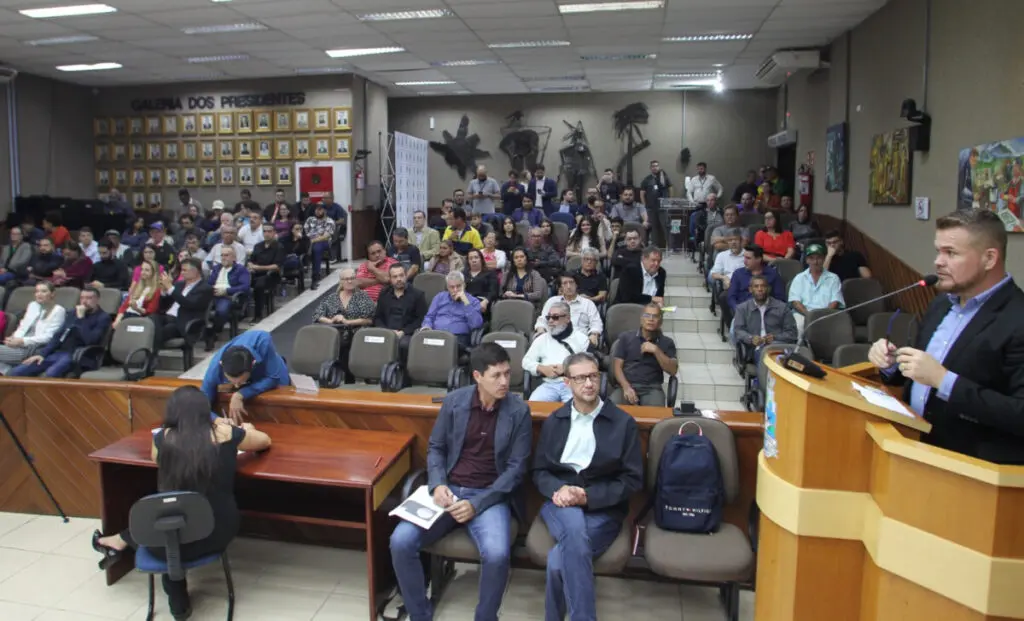 Prefeito Marcelo Roque apresenta Programa Tarifa Zero em Foz do Iguaçu