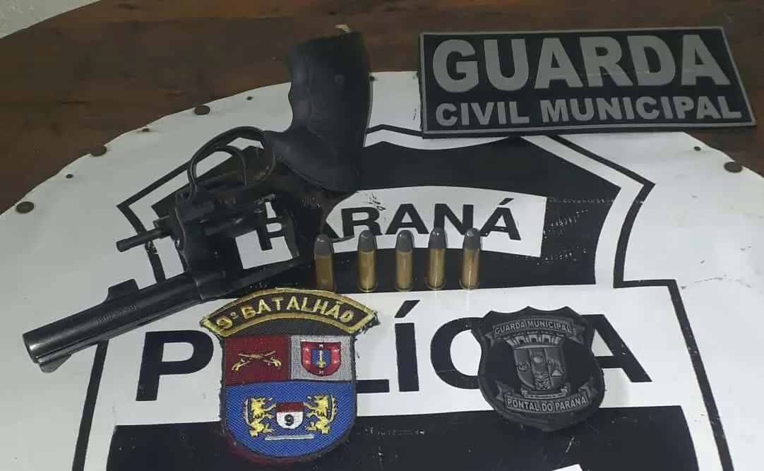 Na ação foi apreendido um revólver calibre 38