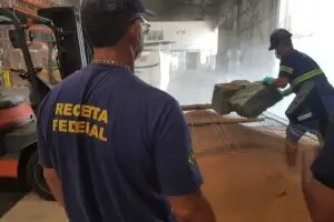 Ação foi realizada por agentes da Receita Federal durante fiscalização de rotina
