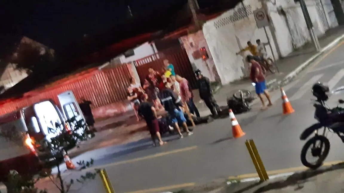 Acidente ocorreu na noite de terça-feira, 17
