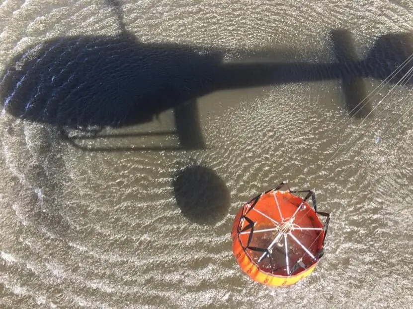 Na ação foram usados mais de 47 mil litros de água, além do heli-Balde acoplado na aeronave.