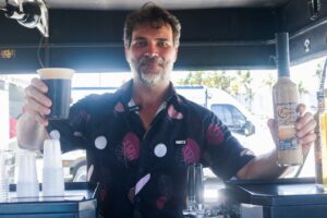 Um dos organizadores é Leonardo Kossatz Lopes, engenheiro químico e proprietário da Ozean, cervejaria em Paranaguá, que comemora a realização do evento que foi um sonho alimentado por quase 12 anos. Foto: Rafael Pinheiro/JB Litoral