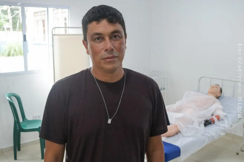 O diretor-geral da instituição, Edison Luiz Pereira, destaca que o curso contribui para a formação de profissionais qualificados e atende a uma demanda identificada pela comunidade. Foto: Rafael Pinheiro/JB Litoral