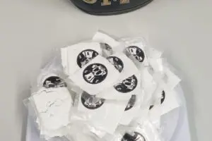 Maconha já tinha vinha com a seda para consumo do usuário