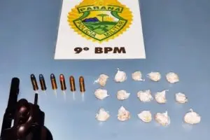 Revólver calibre 38 e pedras de crack foram apreendidos