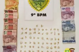 Mais de 100 pedras de crack foram apreendidas na ação