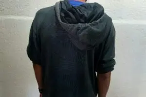Suspeito foi abordado quando chegava na casa do irmão