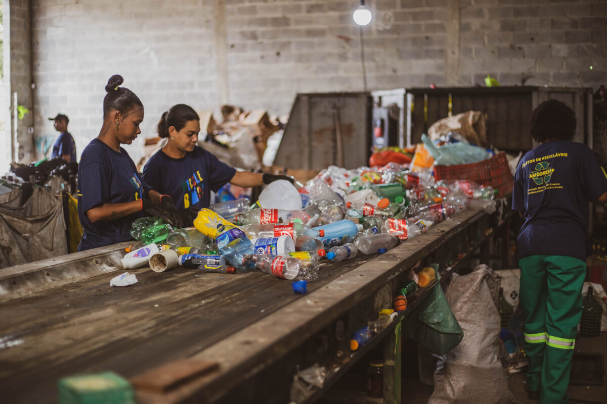 AMCORESPP garante resultados sociais e ambientais em Pontal do Paraná, associação de reciclável, lixo
