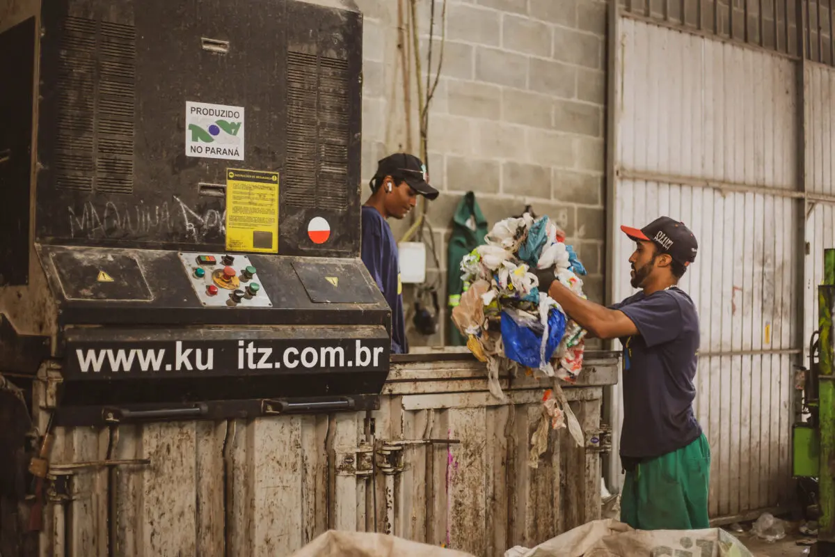 AMCORESPP garante resultados sociais e ambientais em Pontal do Paraná, associação de reciclável, lixo