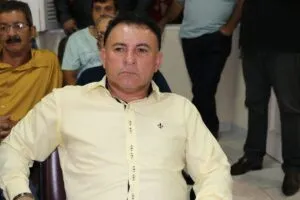 Justiça bloqueia bens de prefeito de Morretes em investigação por fraude em dispensa de licitação