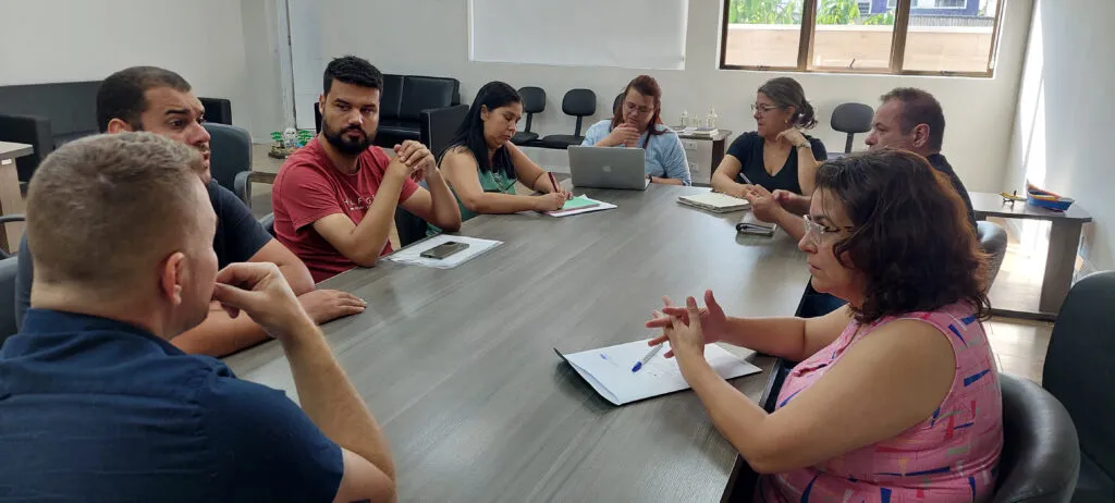 REUNIÃO DENGUE PGUÁ