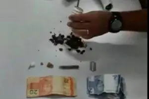 Drogas estavam em sifão, no banheiro