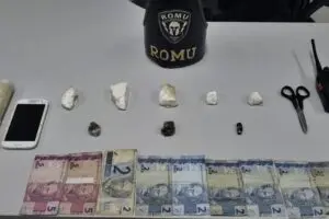 Porções de cocaína, maconha e haxixe foram apreendidas