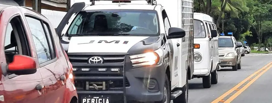 Corpo em decomposição é descoberto em rio de Guaratuba