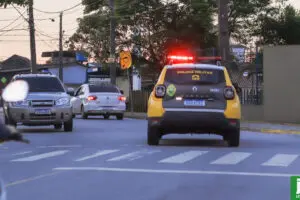 Viatura - pm - Carro (1)