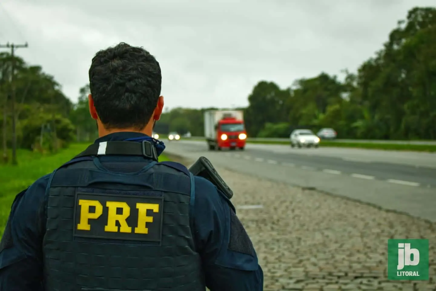 caminhoneiros polícia rodoviária federal