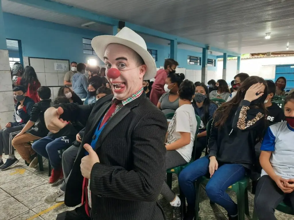 palhaço alípio