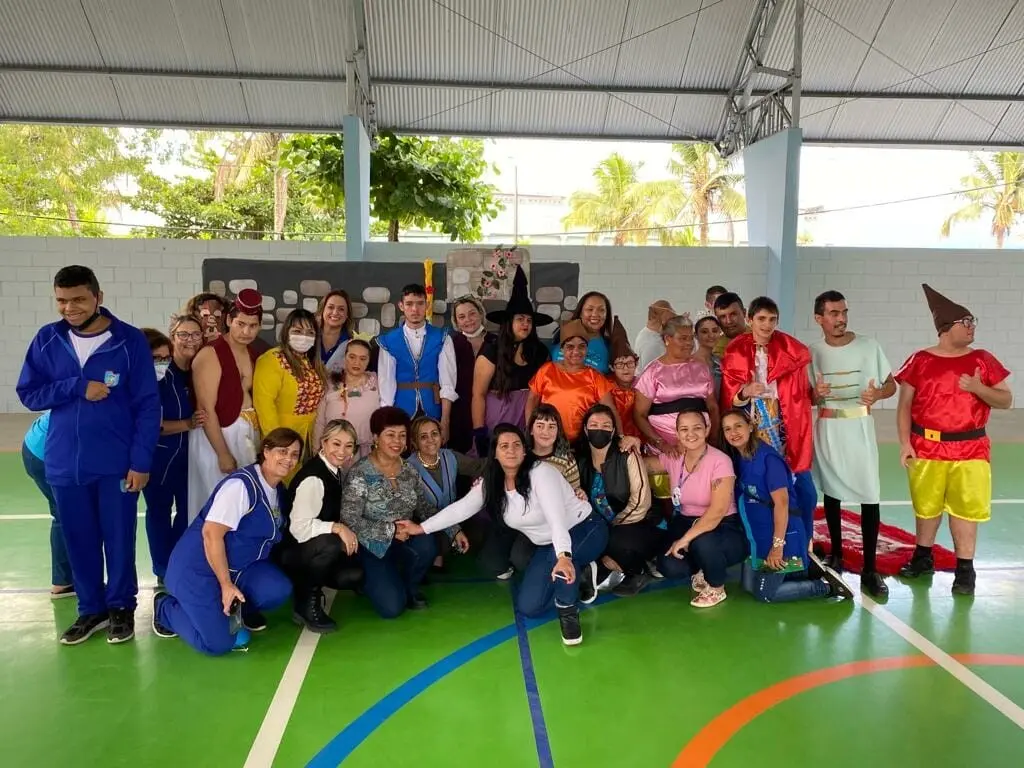 escola eva cavani