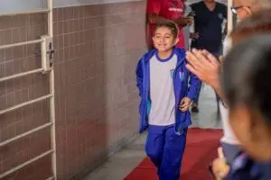 Entrega de uniformes escolares Paranaguá