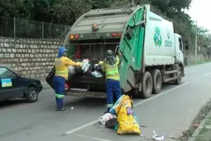 tcepr-suspende-licitacao-da-coleta-de-lixo-por-suspeita-de-direcionamento