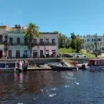baia de Paranaguá - rua da praia