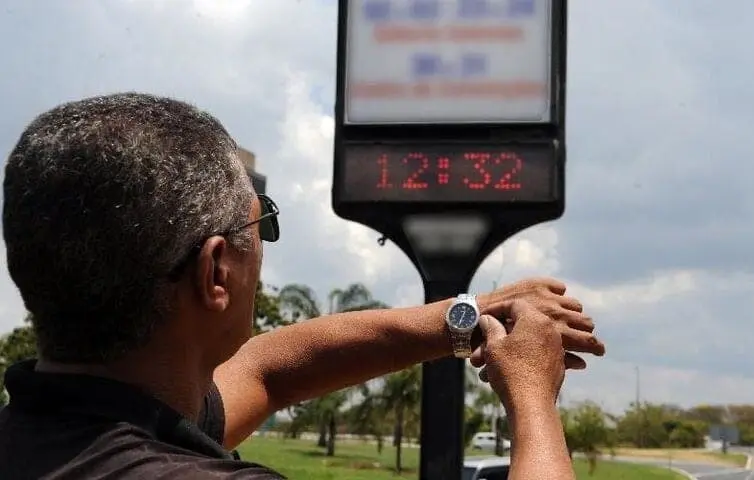 horario-de-verao-comeca-a-meia-noite-deste-sabado