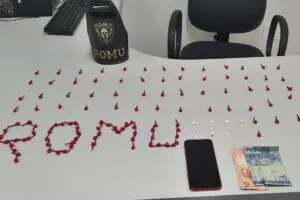 Além de crack, foram apreendidas porções de cocaína