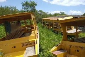 prefeitura-de-guaraquecaba-abandona-embarcacoes-do-transporte-escolar