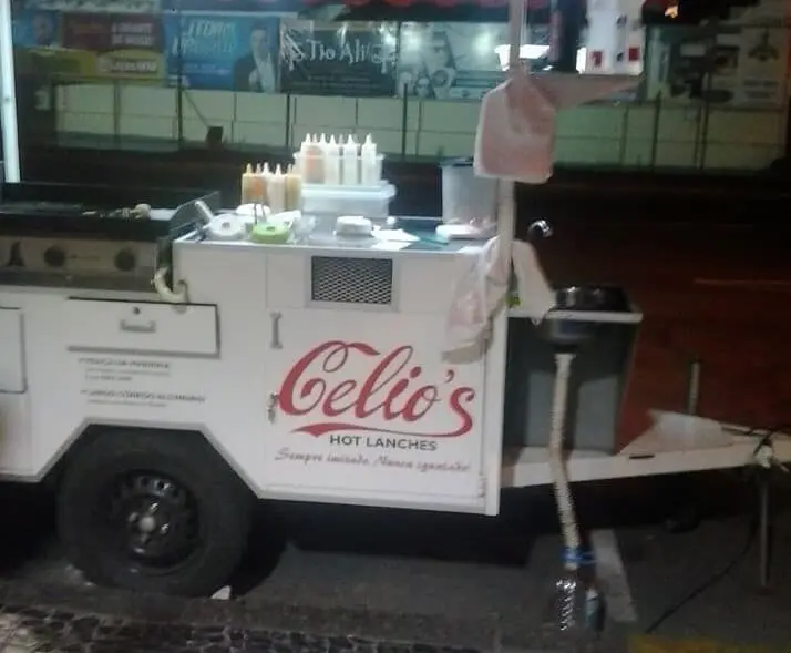 Carrinho de hot dog em Paranaguá