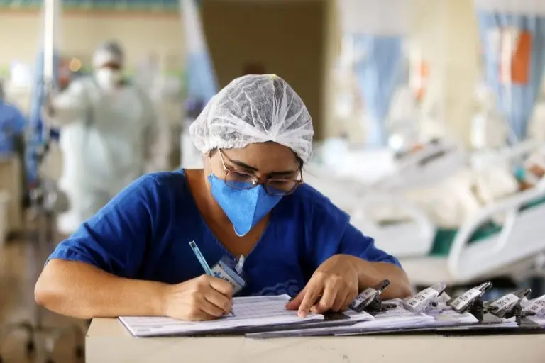 https://www.camara.leg.br/noticias/759671-comissao-debate-condicoes-de-trabalho-dos-profissionais-de-enfermagem-na-pandemia/
