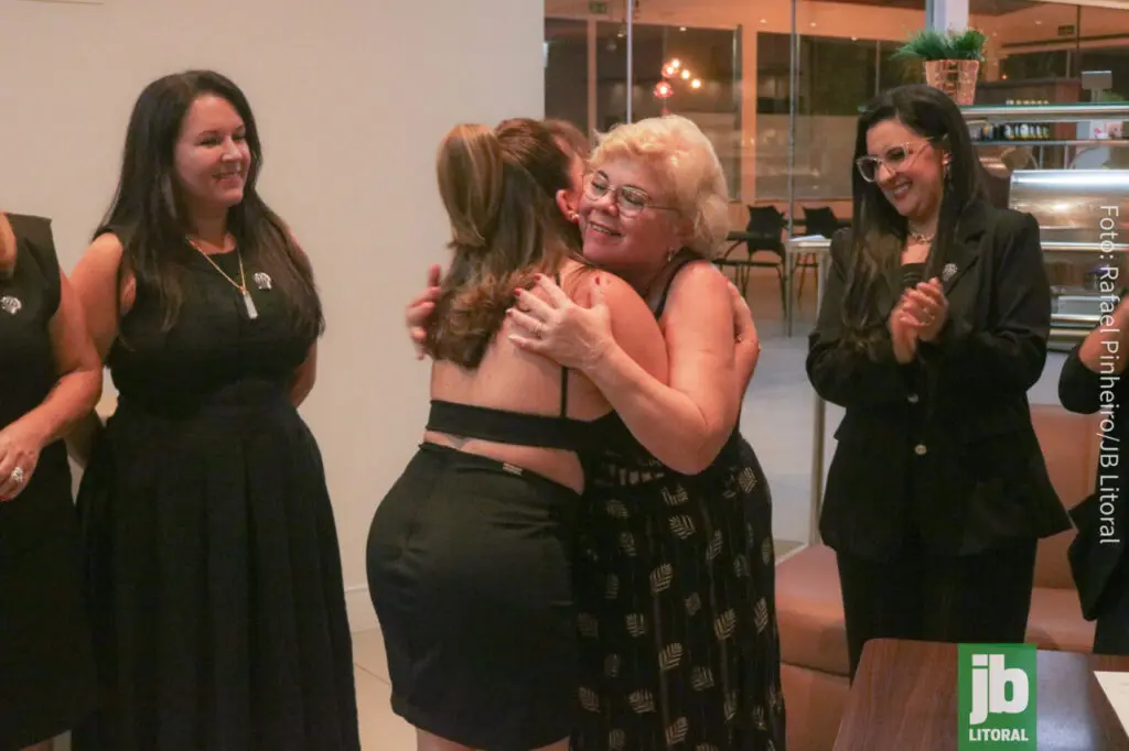 Mulheres à frente: CMEG Paranaguá fortalece empreendedorismo feminino no comércio local