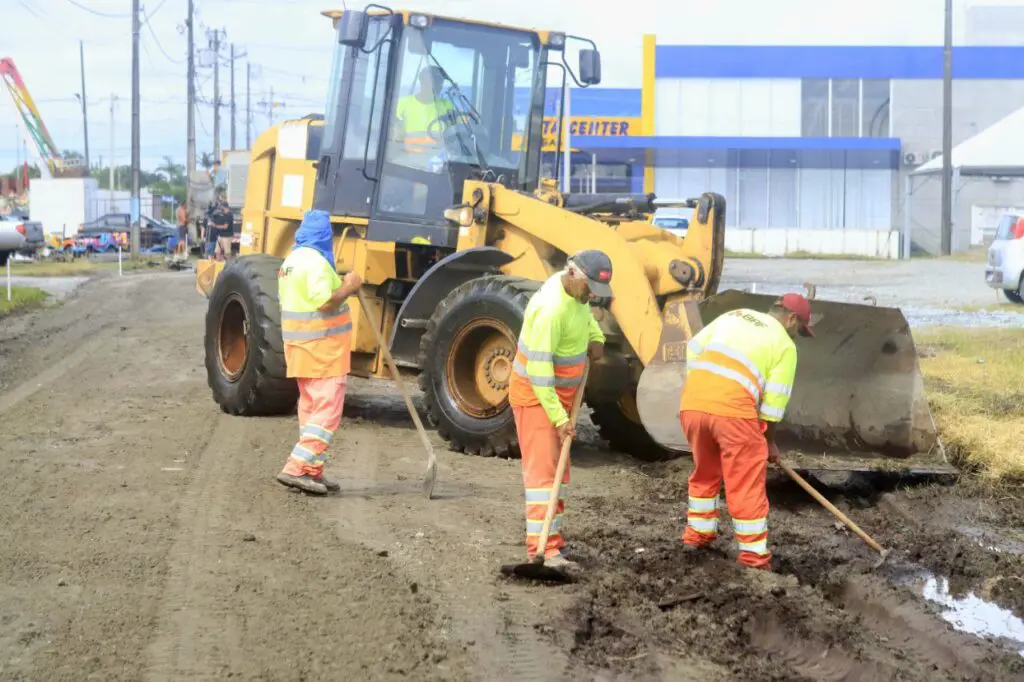 COMEÇO OBRA CONTORNO PONTAL
