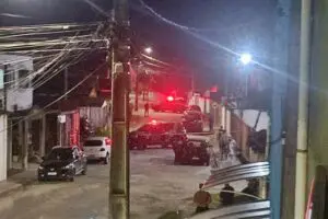 Confronto na Ilha dos Valadares