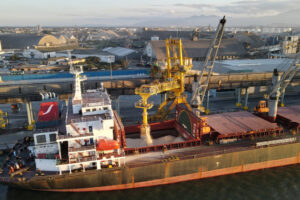 A PASA realizou a instalação de um segundo carregador de navios (shiploader), capaz de movimentar até 2,5 mil toneladas por hora. Foto: Divulgação