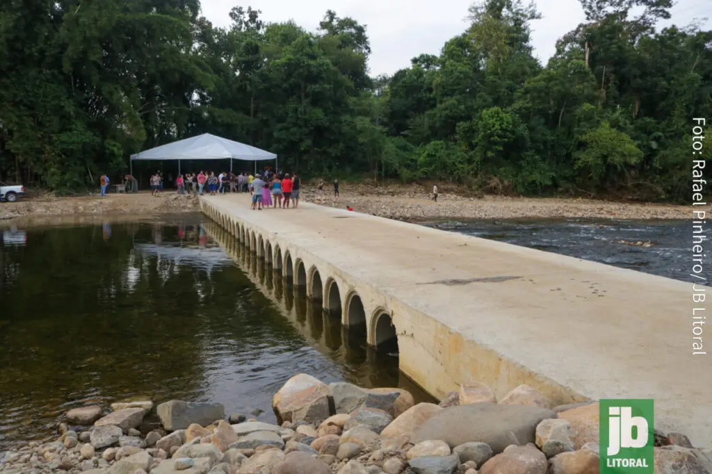 Após dificuldade em contratação de empresa para executar a obra, Ponte Molhada é reconstruída em Morretes