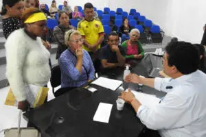 “Até o final de 2024, devemos identificar e resolver pelo menos os problemas mais emergenciais. Abrimos definitivamente as portas do Paço Municipal para ouvir os contribuintes”, diz o prefeito Zé da Ecler. Foto: Prefeitura de Matinhos