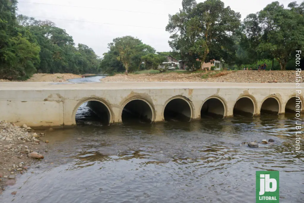 Após dificuldade em contratação de empresa para executar a obra, Ponte Molhada é reconstruída em Morretes