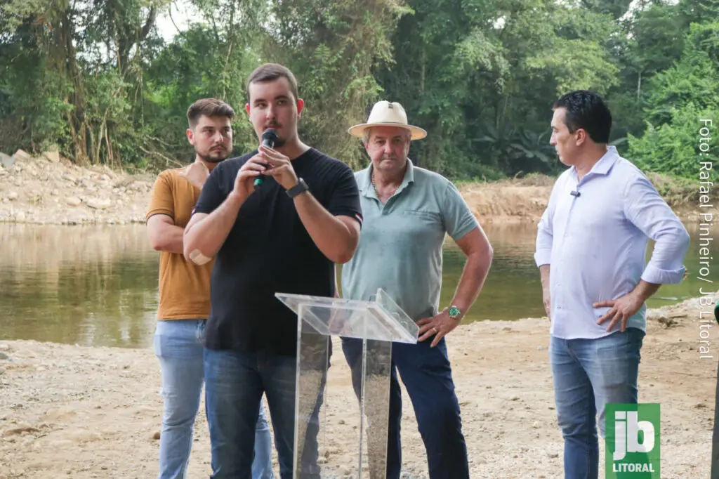 Após dificuldade em contratação de empresa para executar a obra, Ponte Molhada é reconstruída em Morretes