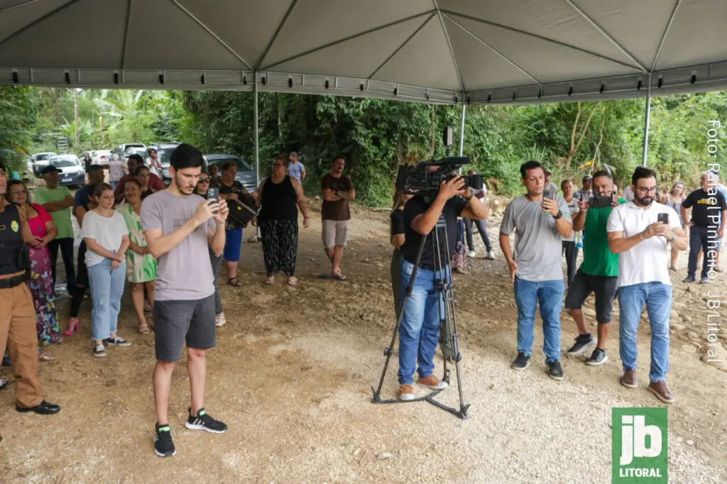Após dificuldade em contratação de empresa para executar a obra, Ponte Molhada é reconstruída em Morretes