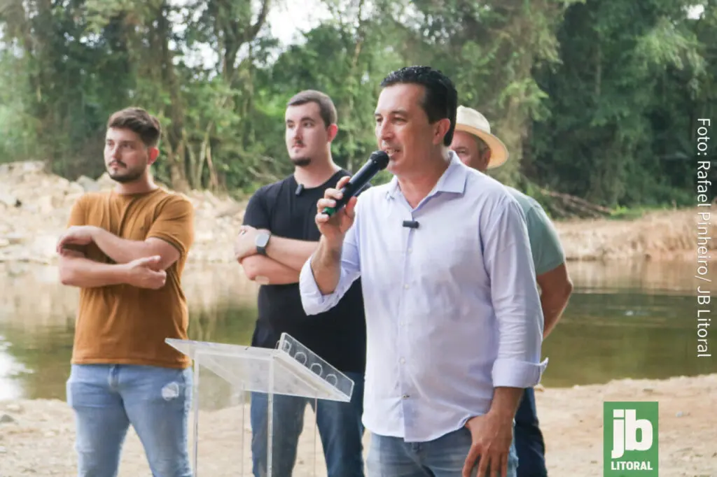 Após dificuldade em contratação de empresa para executar a obra, Ponte Molhada é reconstruída em Morretes