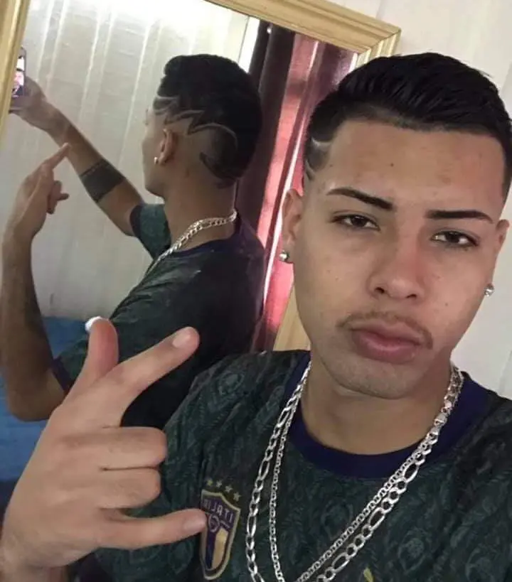 Wellington foi baleado em frente de um bar