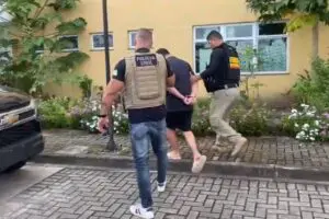 Mandado de Prisão em Paranaguá