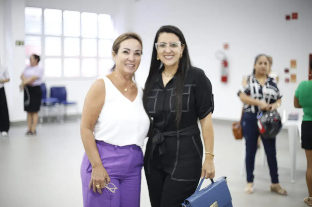 Rede de Proteção pelo Fim da Violência contra a Mulher em Paranaguá realiza encontro para desenvolver estratégias conjuntas (18)
