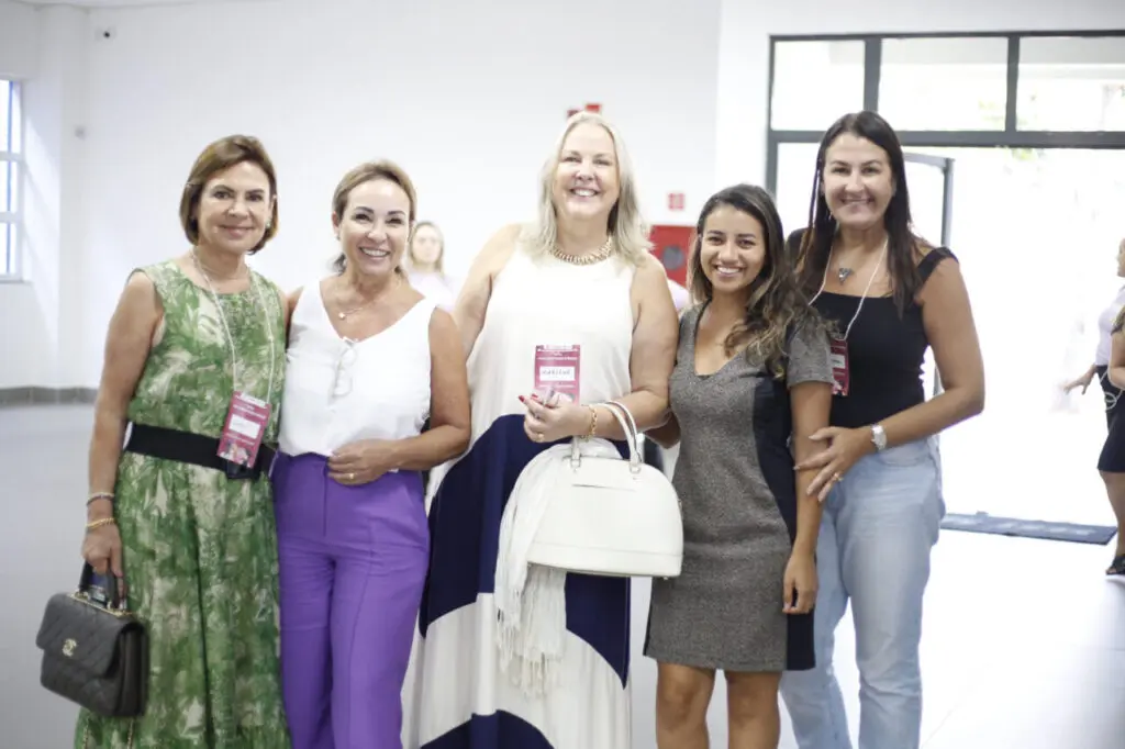 Rede de Proteção pelo Fim da Violência contra a Mulher em Paranaguá realiza encontro para desenvolver estratégias conjuntas (26)