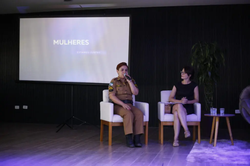 Rede de Proteção pelo Fim da Violência contra a Mulher em Paranaguá realiza encontro para desenvolver estratégias conjuntas (35)